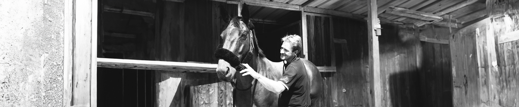 Dr Emmanuel GRANGE avec son cheval